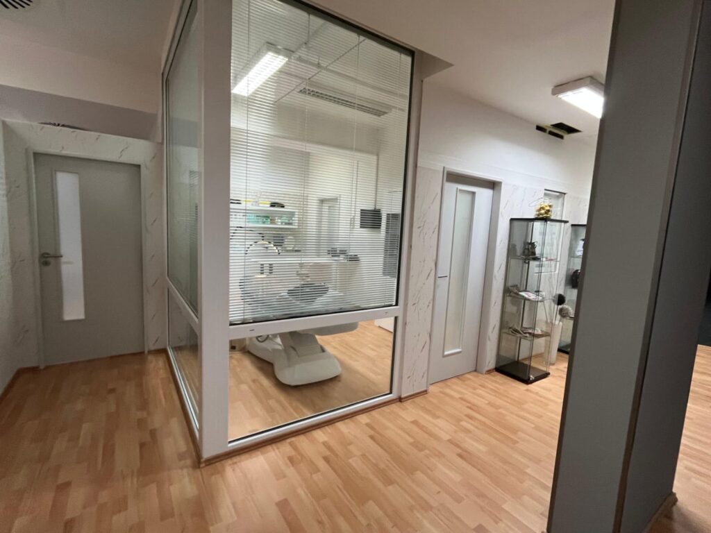 WhatsApp Image 2025-11-02 at 22.05.40 (1)